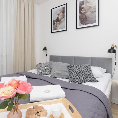 Warsaw Portofino Apartment By Noclegi Renters Екстер'єр фото